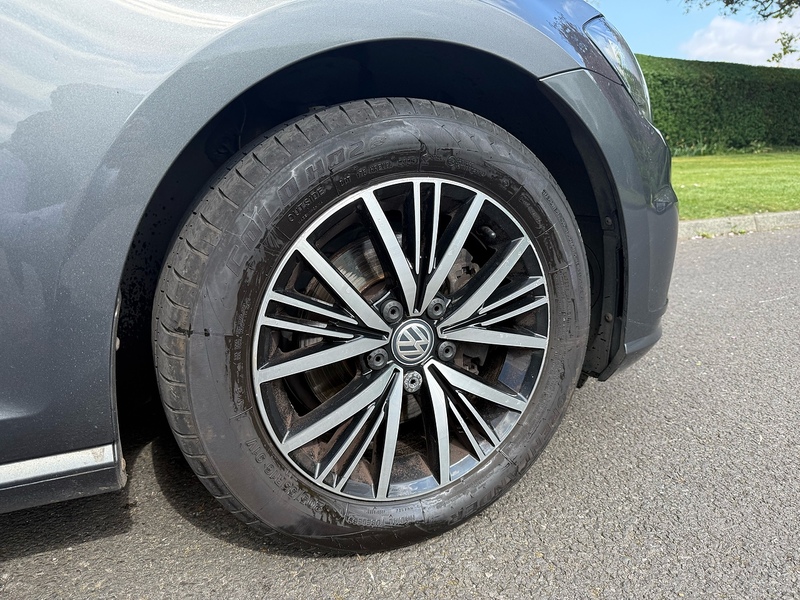 Volkswagen TSI EVO SE Nav Hatchback 1.5 Manual Petrol