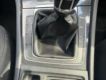 Volkswagen Golf TSI EVO SE Nav 