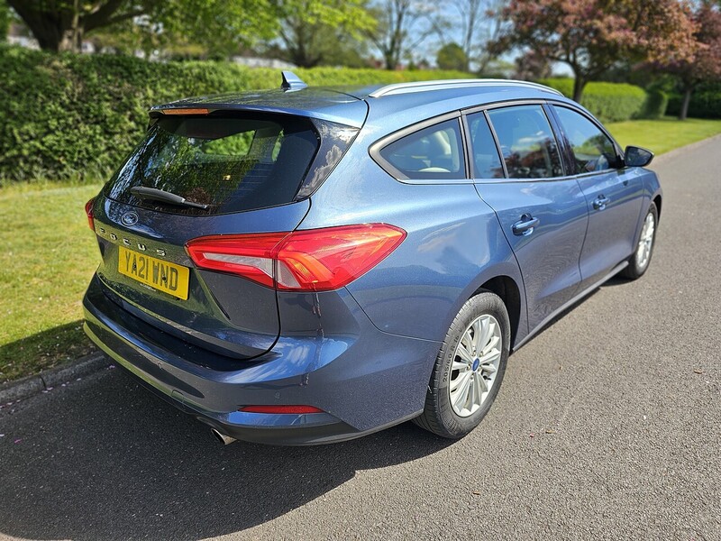 Ford EcoBlue Titanium Estate 2.0 Automatic Diesel