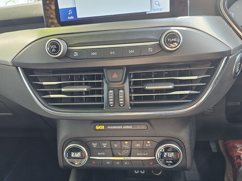 Ford EcoBlue Titanium Estate 2.0 Automatic Diesel