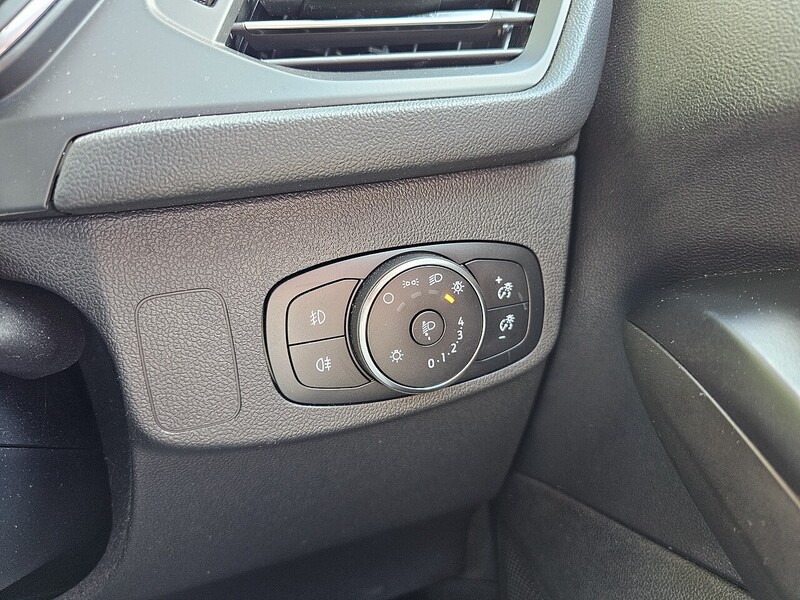 Ford EcoBlue Titanium Estate 2.0 Automatic Diesel
