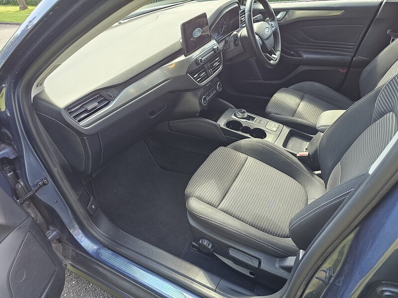 Ford EcoBlue Titanium Estate 2.0 Automatic Diesel