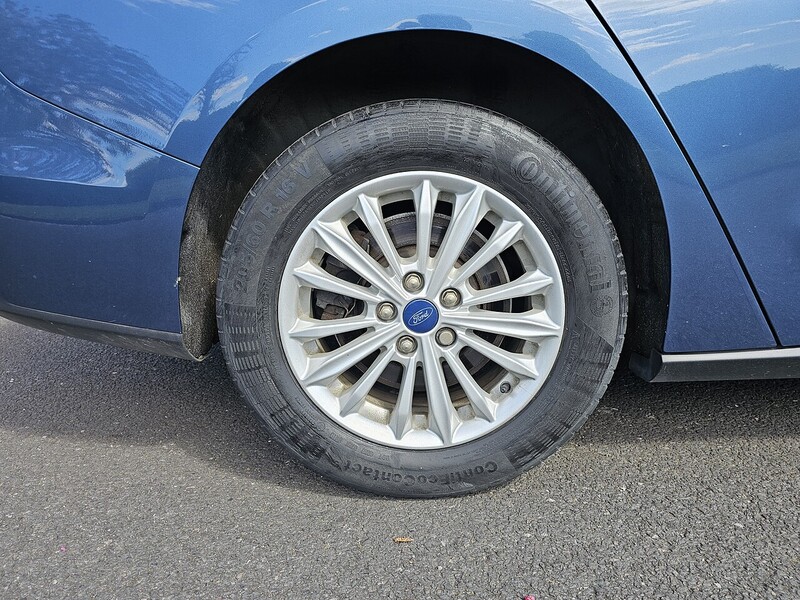 Ford EcoBlue Titanium Estate 2.0 Automatic Diesel