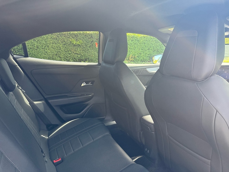 Vauxhall Ultimate Edition SUV 0.0 Automatic Electric