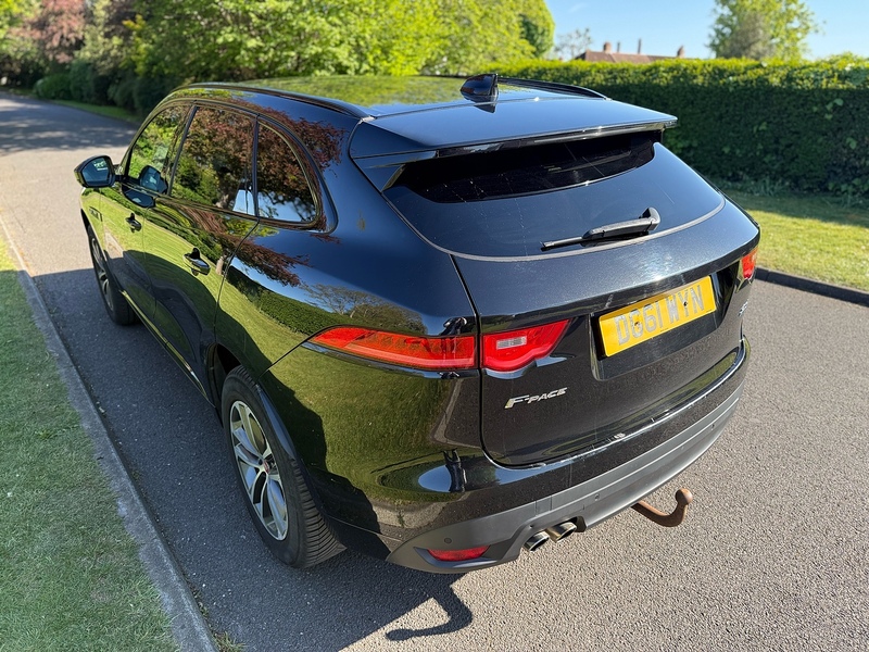 Jaguar D180 R-Sport SUV 2.0 Automatic Diesel