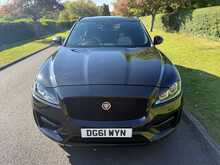 Jaguar F-PACE D180 R-Sport 