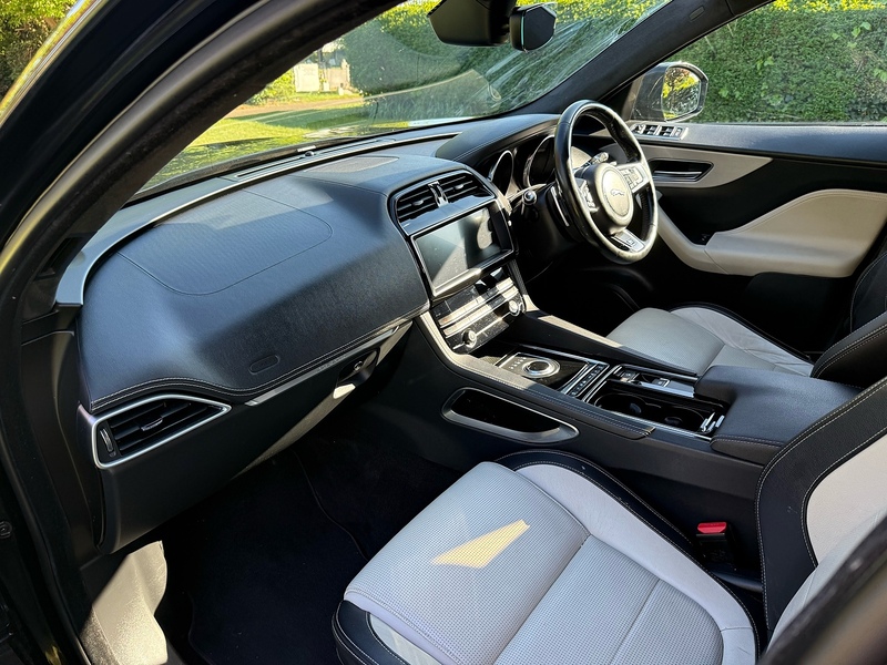 Jaguar D180 R-Sport SUV 2.0 Automatic Diesel