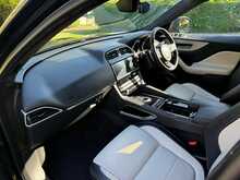Jaguar F-PACE D180 R-Sport 