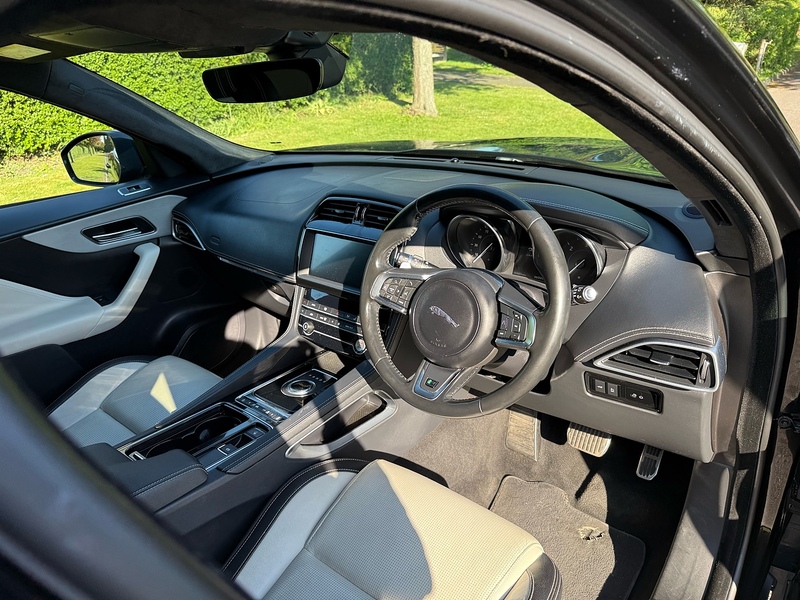 Jaguar D180 R-Sport SUV 2.0 Automatic Diesel