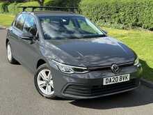 Volkswagen Golf TSI Life 