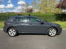 Volkswagen Golf TSI Life 