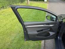 Volkswagen Golf TSI Life 