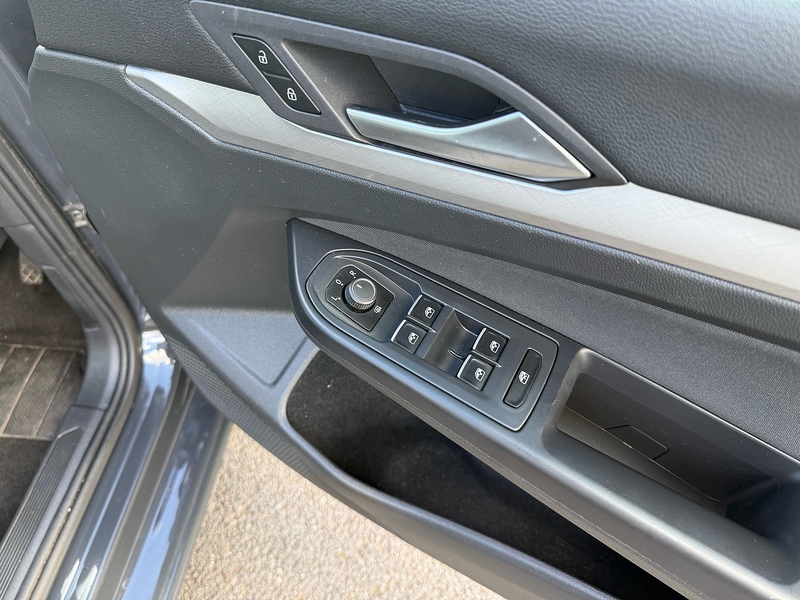 Volkswagen TSI Life Hatchback 1.5 Manual Petrol