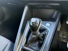 Volkswagen Golf TSI Life 