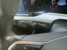 Volkswagen Golf TSI Life 