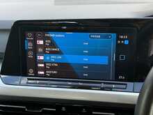 Volkswagen Golf TSI Life 