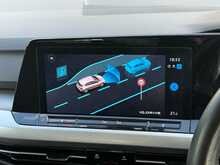 Volkswagen Golf TSI Life 