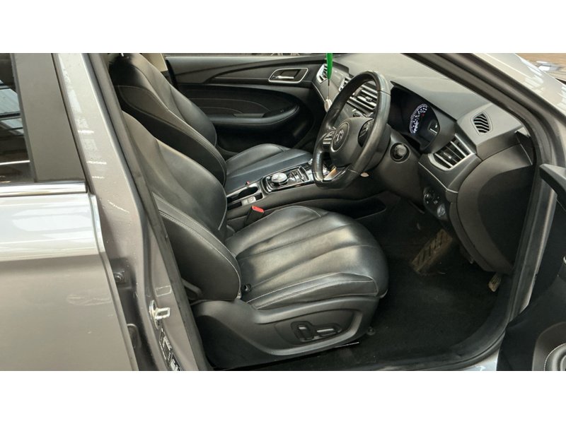 MG Exclusive Long Range Estate 0.0 Automatic Electric