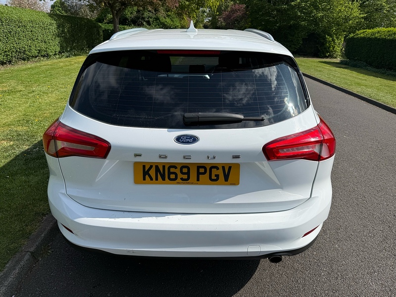Ford EcoBlue Zetec Estate 1.5 Manual Diesel