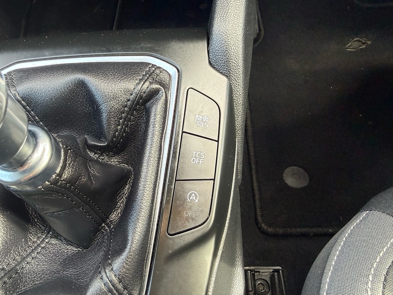Ford EcoBlue Zetec Estate 1.5 Manual Diesel