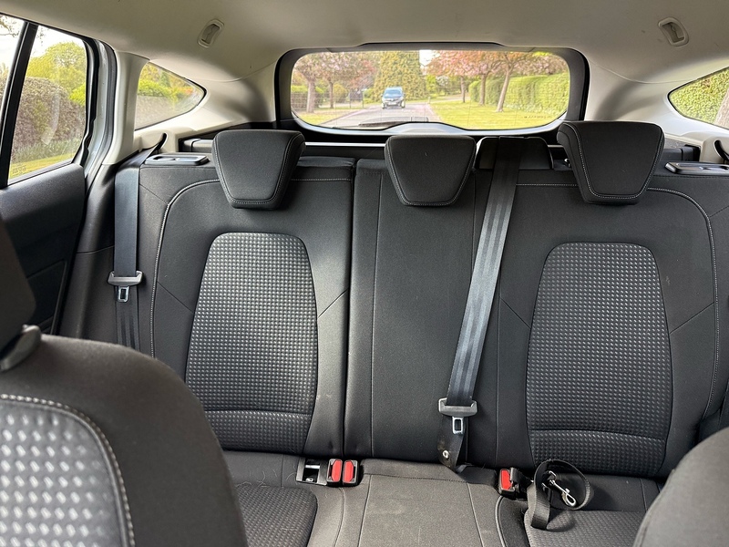 Ford EcoBlue Zetec Estate 1.5 Manual Diesel
