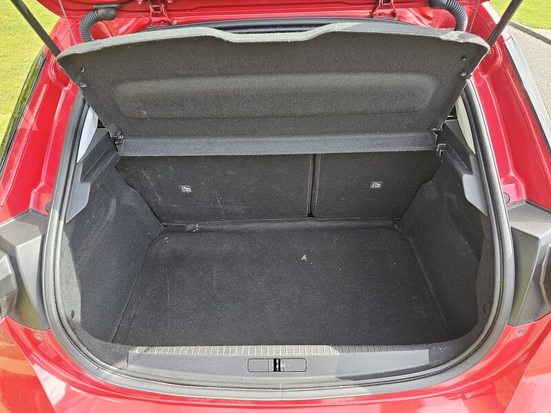 Vauxhall SE Nav Hatchback 1.2 Manual Petrol