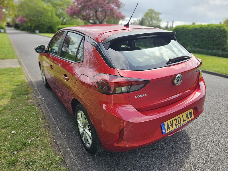 Vauxhall SE Nav Hatchback 1.2 Manual Petrol
