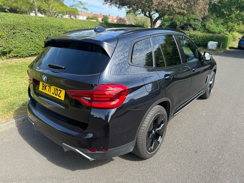 BMW Premier Edition Pro SUV 0.0 Automatic Electric