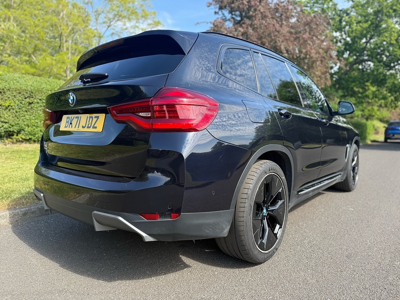 BMW Premier Edition Pro SUV 0.0 Automatic Electric