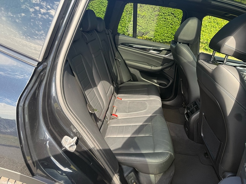 BMW Premier Edition Pro SUV 0.0 Automatic Electric