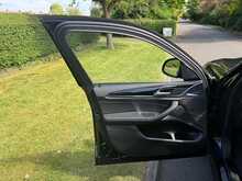 BMW iX3 Premier Edition Pro 