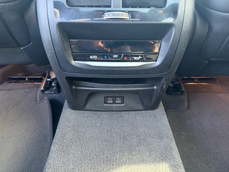 BMW Premier Edition Pro SUV 0.0 Automatic Electric