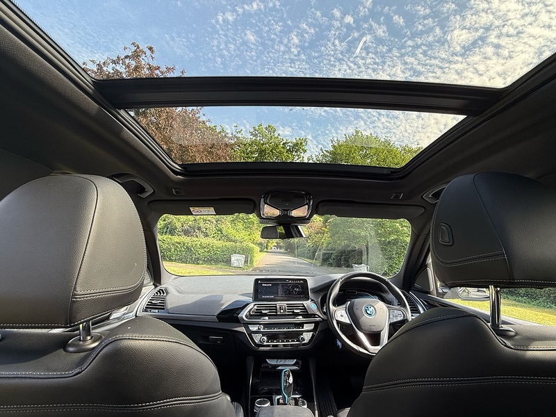 BMW Premier Edition Pro SUV 0.0 Automatic Electric