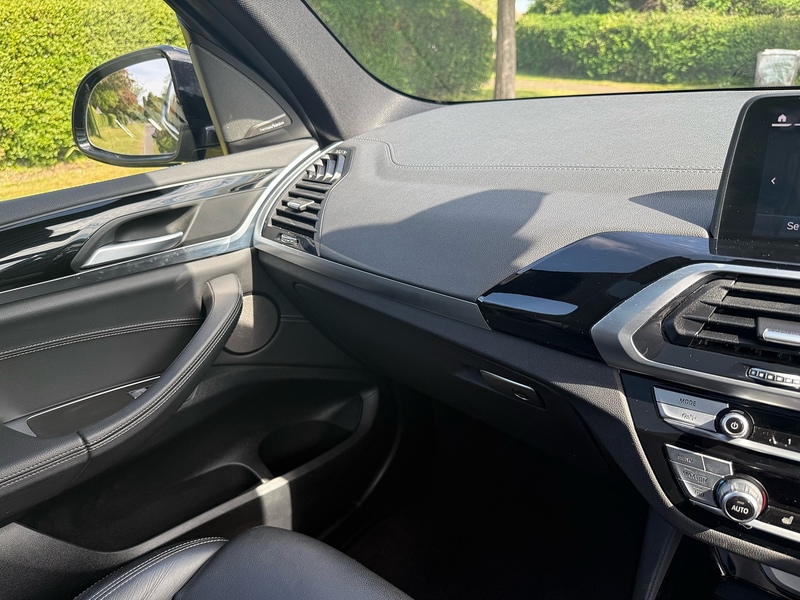BMW Premier Edition Pro SUV 0.0 Automatic Electric