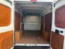 Peugeot Boxer BlueHDi 335 S 