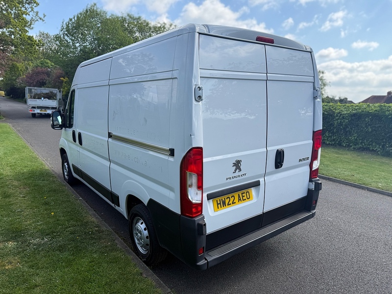 Peugeot BlueHDi 335 S Panel Van 2.2 Manual Diesel