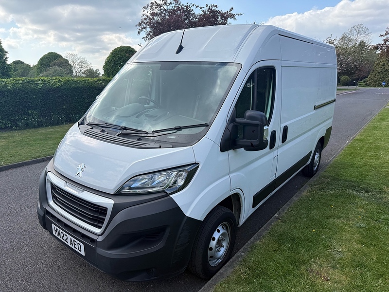 Peugeot BlueHDi 335 S Panel Van 2.2 Manual Diesel