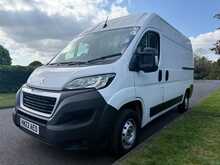 Peugeot Boxer BlueHDi 335 S 