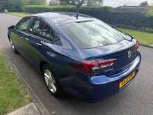 Vauxhall Insignia Turbo D SE Nav 