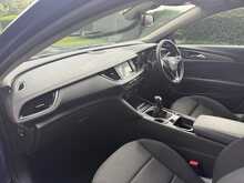 Vauxhall Insignia Turbo D SE Nav 