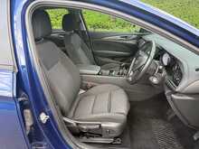 Vauxhall Insignia Turbo D SE Nav 