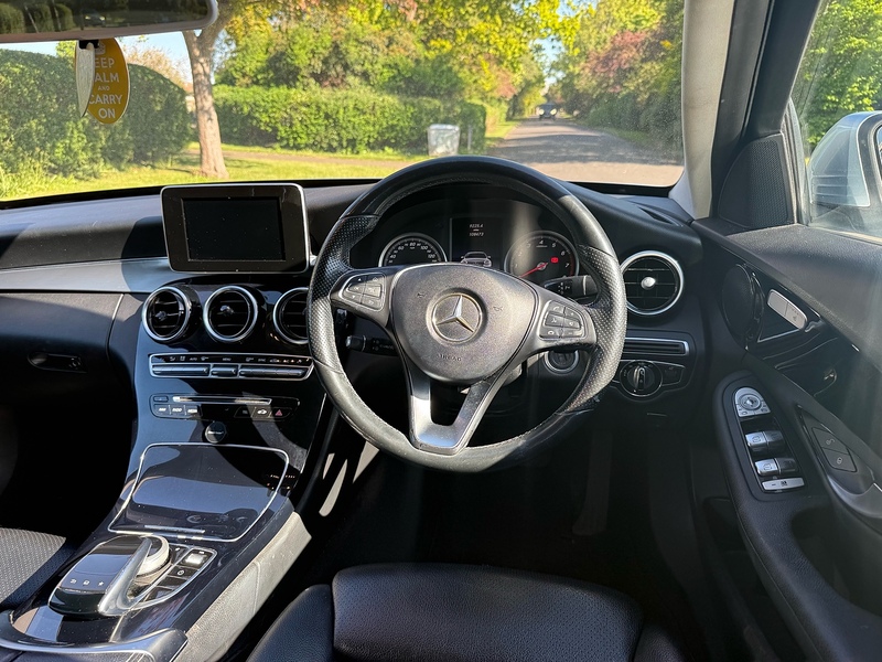 Mercedes-Benz C200 SE Saloon 2.0 Automatic Petrol