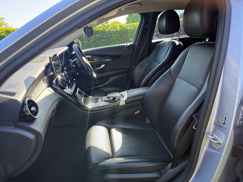 Mercedes-Benz C200 SE Saloon 2.0 Automatic Petrol