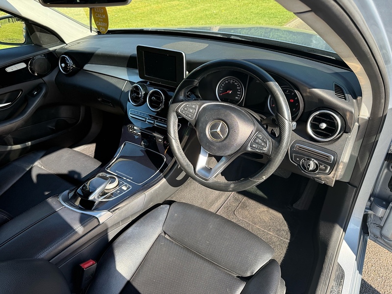 Mercedes-Benz C200 SE Saloon 2.0 Automatic Petrol