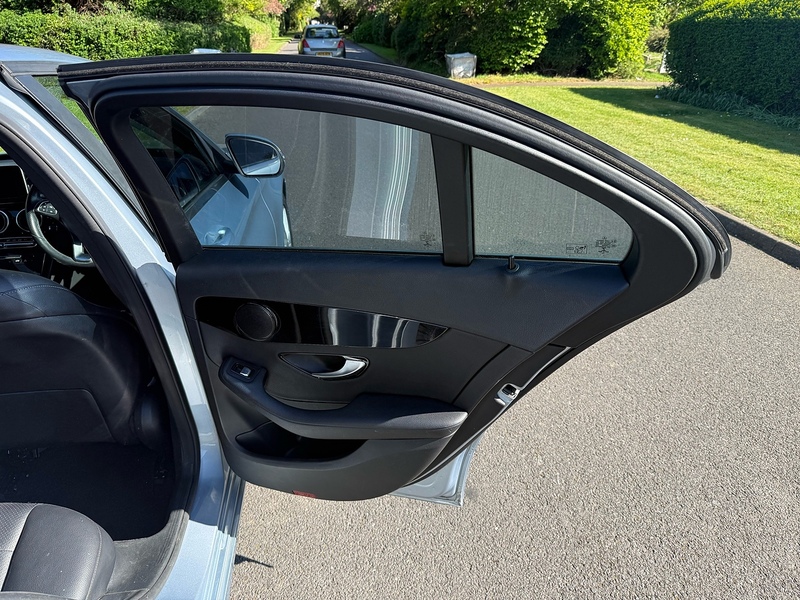 Mercedes-Benz C200 SE Saloon 2.0 Automatic Petrol