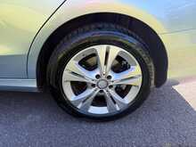 Mercedes-Benz C Class C200 SE 