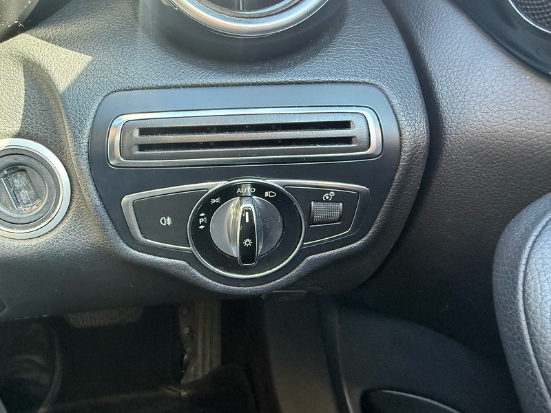 Mercedes-Benz C200 SE Saloon 2.0 Automatic Petrol