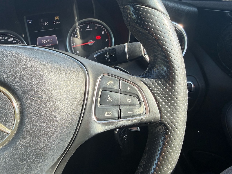 Mercedes-Benz C200 SE Saloon 2.0 Automatic Petrol