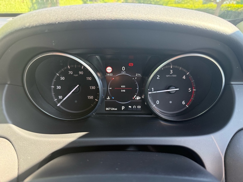 Land Rover TD4 HSE SUV 2.0 Automatic Diesel