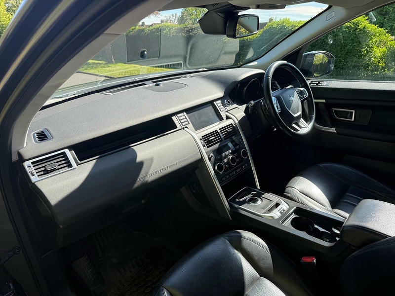Land Rover TD4 HSE SUV 2.0 Automatic Diesel